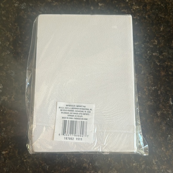 ❤️ 🆕 HOLY BIBLE King James Version Old & New Testament, White Cover, KJV, SEALED - Picture 3 of 3